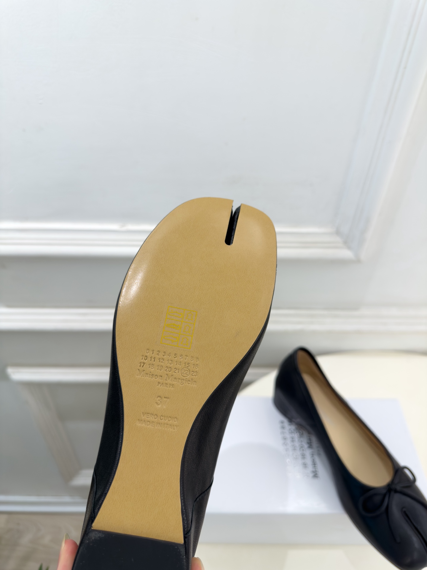 Maison Margiela· 马吉拉26𝐬𝐬  2026秋冬新品 MM6分趾蝴蝶结内增高芭蕾鞋———————— MM