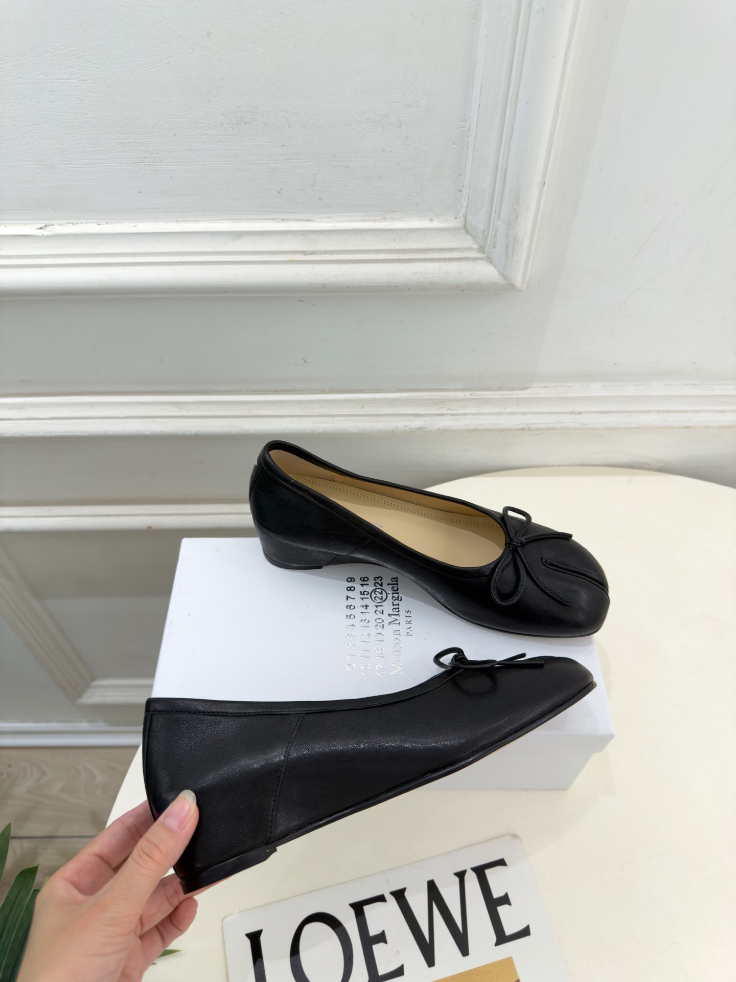 Maison Margiela· 马吉拉26𝐬𝐬  2026秋冬新品 MM6分趾蝴蝶结内增高芭蕾鞋———————— MM