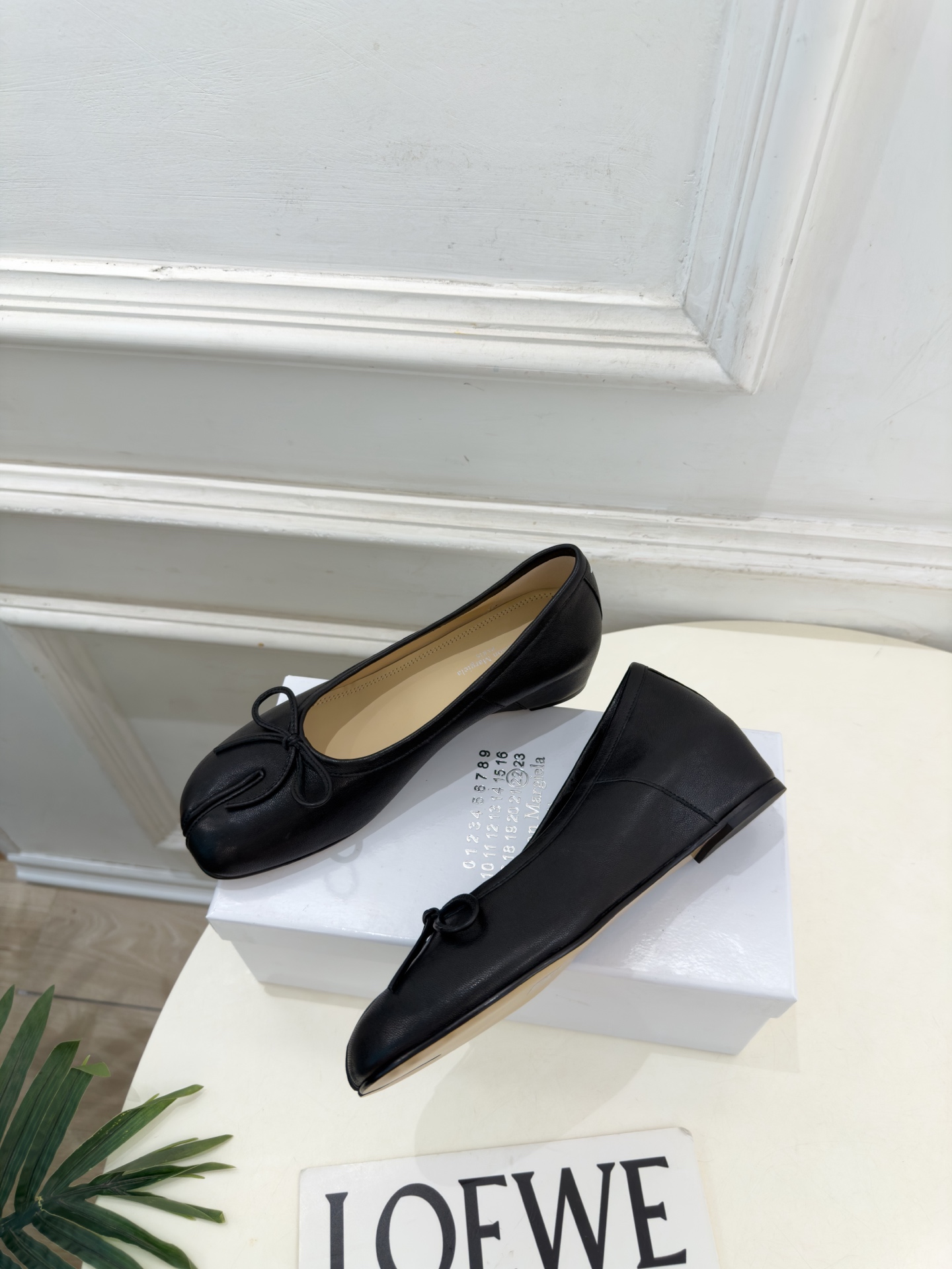Maison Margiela· 马吉拉26𝐬𝐬  2026秋冬新品 MM6分趾蝴蝶结内增高芭蕾鞋———————— MM