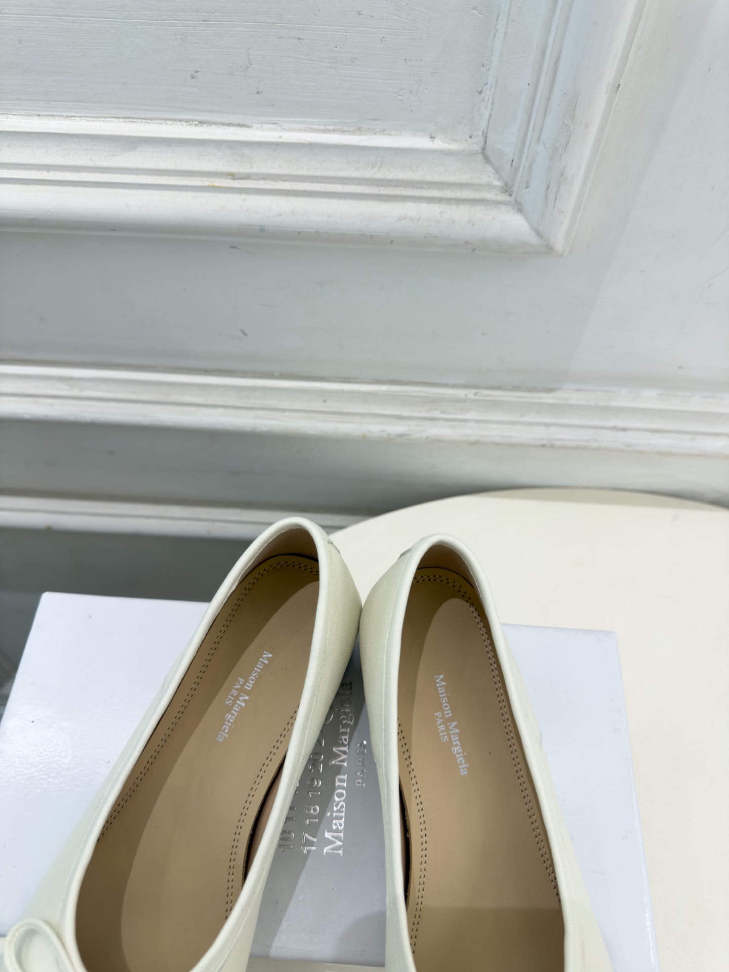 Maison Margiela· 马吉拉26𝐬𝐬 2026秋冬新品 MM6分趾蝴蝶结内增高芭蕾鞋———————— MM Maison Margiela· 马吉拉26𝐬𝐬 2026秋冬新品 MM6分趾蝴蝶结内增高芭蕾鞋———————— MM