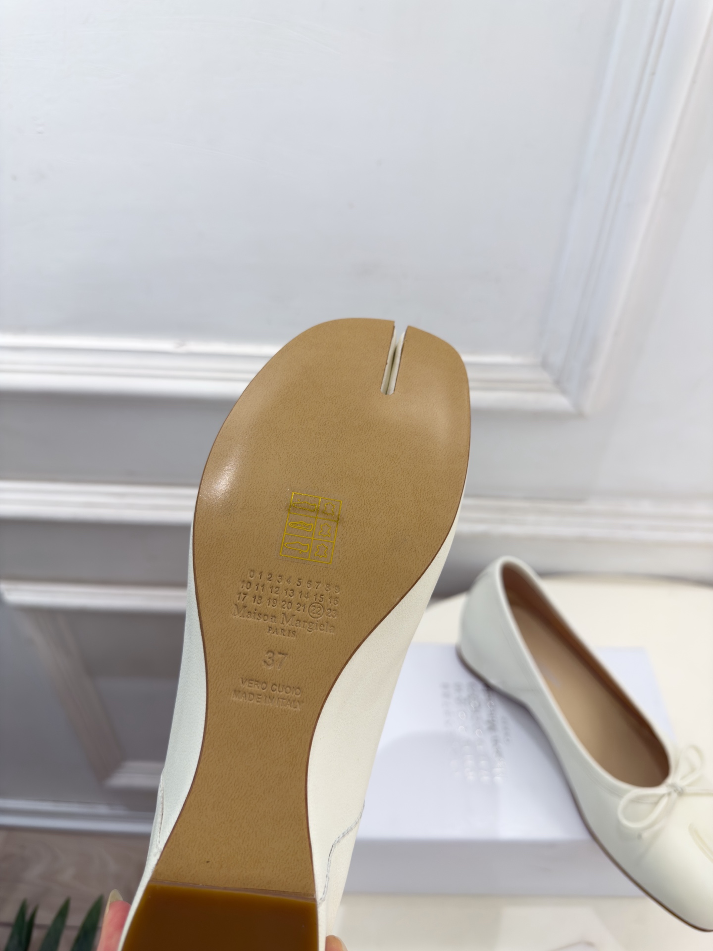 Maison Margiela· 马吉拉26𝐬𝐬 2026秋冬新品 MM6分趾蝴蝶结内增高芭蕾鞋———————— MM Maison Margiela· 马吉拉26𝐬𝐬 2026秋冬新品 MM6分趾蝴蝶结内增高芭蕾鞋———————— MM