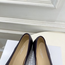 Maison Margiela· 马吉拉26𝐬𝐬 2026秋冬新品 MM6分趾蝴蝶结内增高芭蕾鞋———————— MM Maison Margiela· 马吉拉26𝐬𝐬 2026秋冬新品 MM6分趾蝴蝶结内增高芭蕾鞋———————— MM