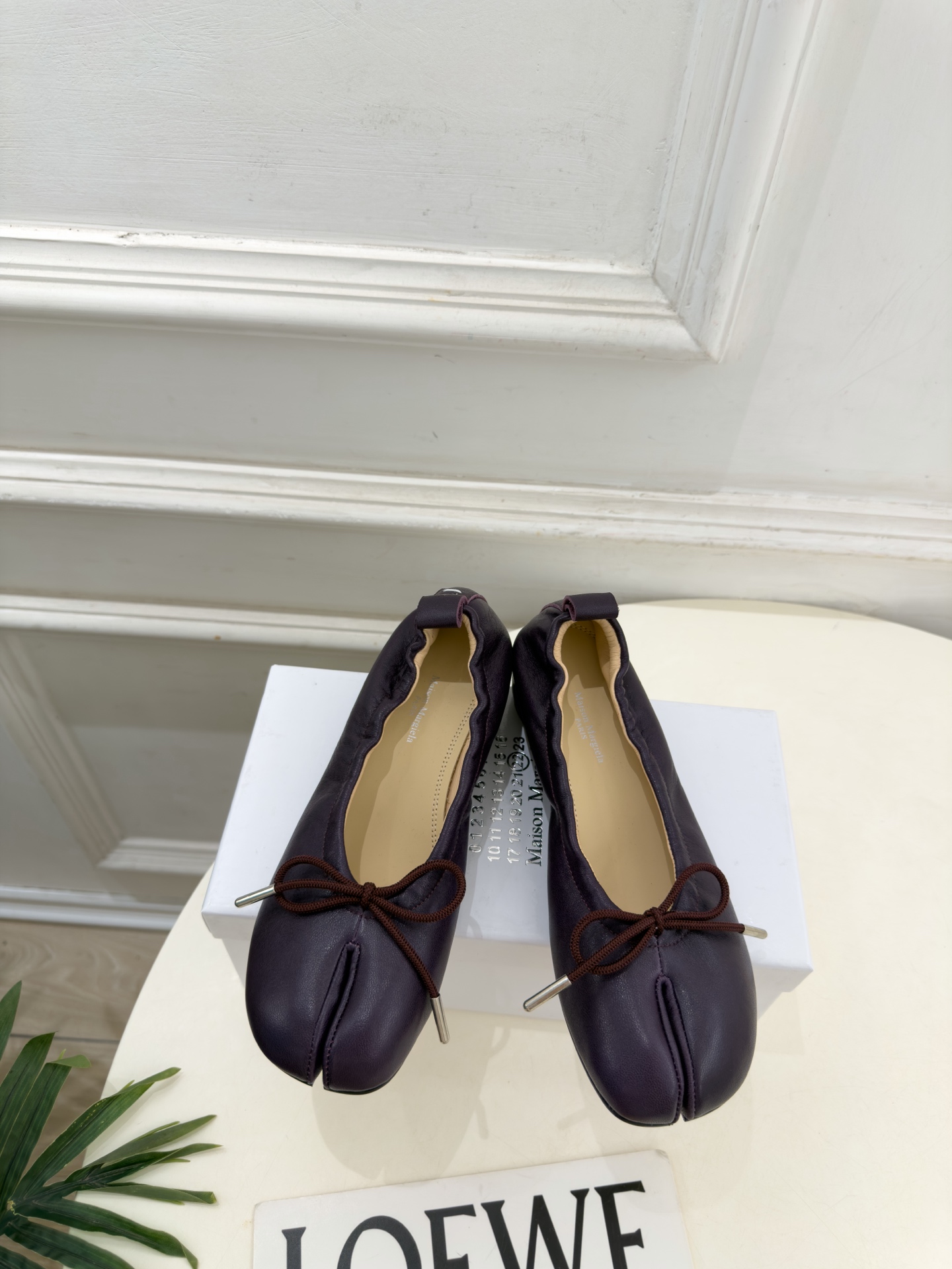 Maison Margiela· 马吉拉26𝐬𝐬  2026秋冬新品 MM6分趾蝴蝶结褶皱内增高芭蕾鞋———————— 