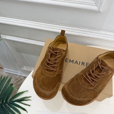 LEMAIRE 2026秋冬新品 极简复古系带休闲鞋 ————————— 作为这两年最受欢迎的设计师牌,设计简单、细节 LEMAIRE 2026秋冬新品 极简复古系带休闲鞋 ————————— 作为这两年最受欢迎的设计师牌,设计简单、细节