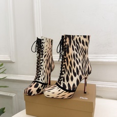 Christian Louboutin路铂廷 26ss ✨ 2026秋冬新品 CL真丝猪鼻子绑带高跟短靴 红底鞋系列,顶 Christian Louboutin路铂廷 26ss ✨ 2026秋冬新品 CL真丝猪鼻子绑带高跟短靴 红底鞋系列,顶