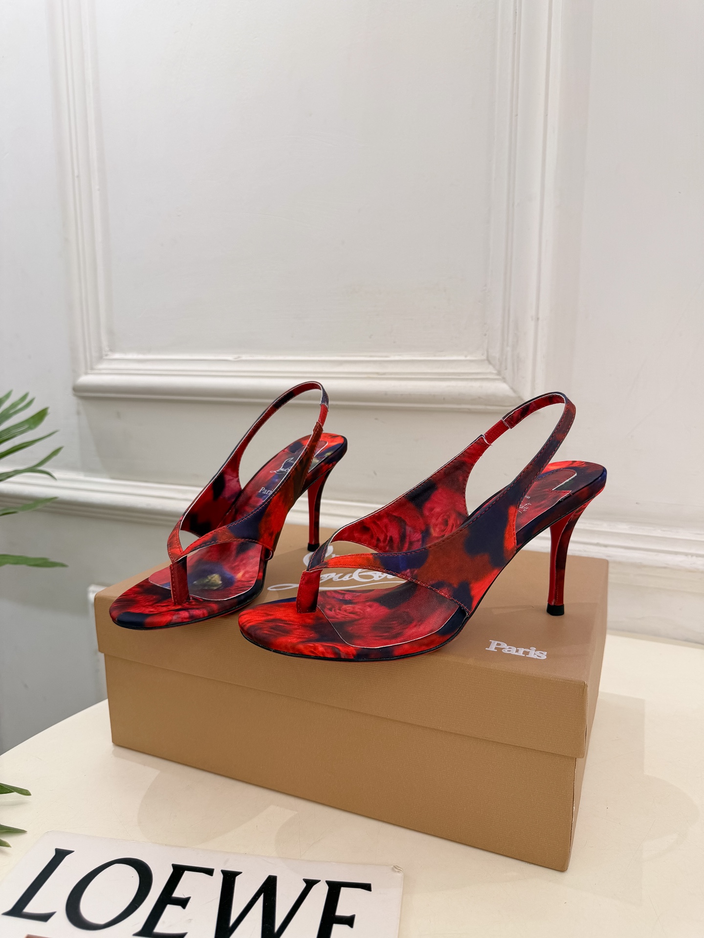 Christian Louboutin路铂廷 26ss ✨ 2026新品 CL极简夹脚高跟凉鞋 红底鞋系列,顶级硬货上新 Christian Louboutin路铂廷 26ss ✨ 2026新品 CL极简夹脚高跟凉鞋 红底鞋系列,顶级硬货上新