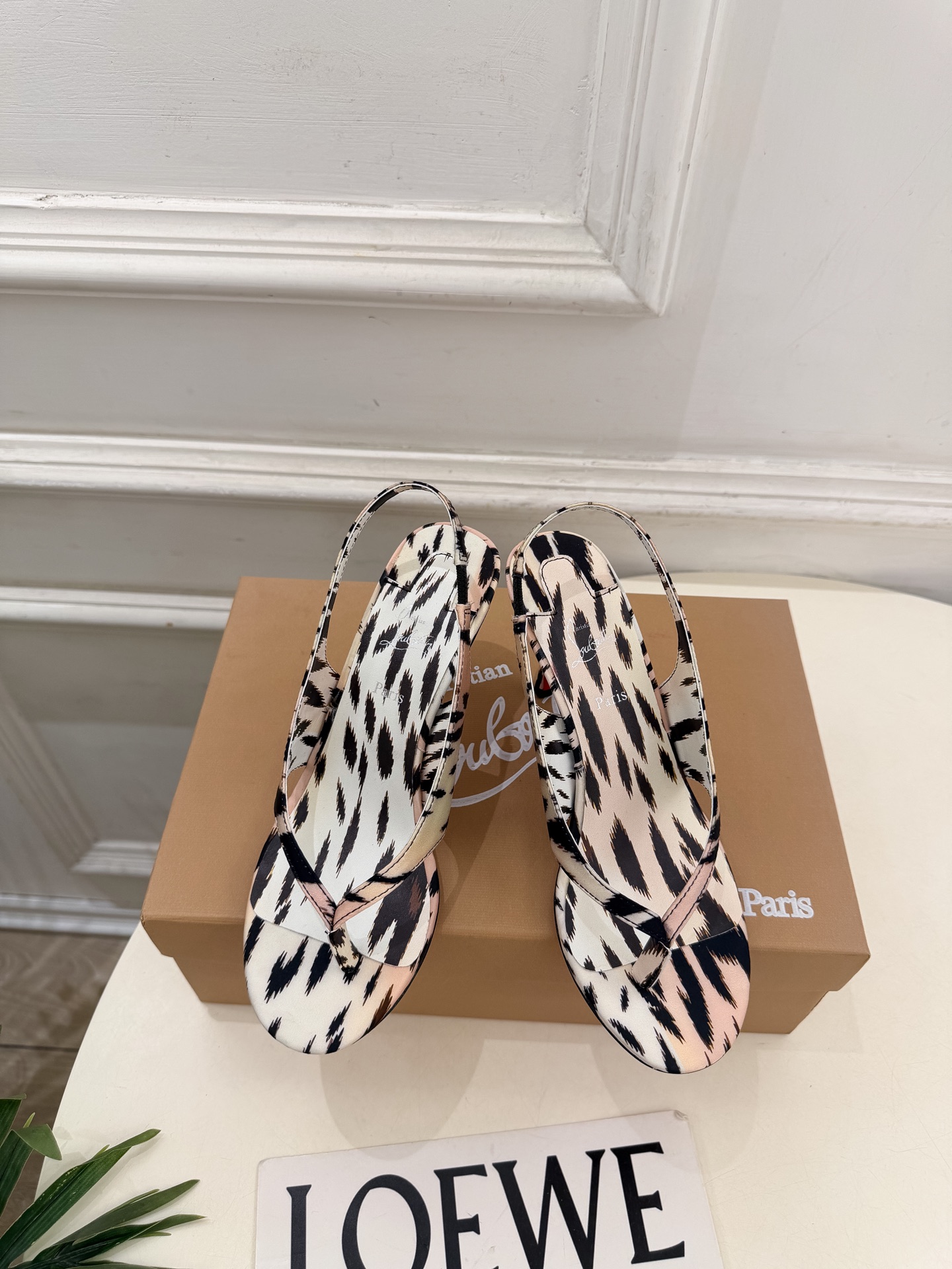 Christian Louboutin路铂廷 26ss ✨ 2026新品 CL极简夹脚高跟凉鞋 红底鞋系列，顶级硬货上新