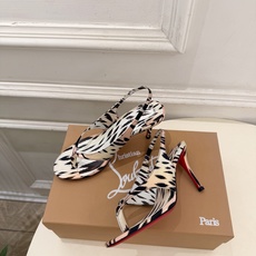 Christian Louboutin路铂廷 26ss ✨ 2026新品 CL极简夹脚高跟凉鞋 红底鞋系列,顶级硬货上新 Christian Louboutin路铂廷 26ss ✨ 2026新品 CL极简夹脚高跟凉鞋 红底鞋系列,顶级硬货上新