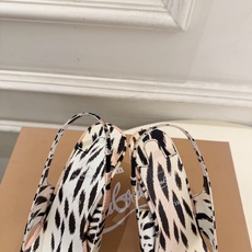 Christian Louboutin路铂廷 26ss ✨ 2026新品 CL极简夹脚高跟凉鞋 红底鞋系列,顶级硬货上新 Christian Louboutin路铂廷 26ss ✨ 2026新品 CL极简夹脚高跟凉鞋 红底鞋系列,顶级硬货上新