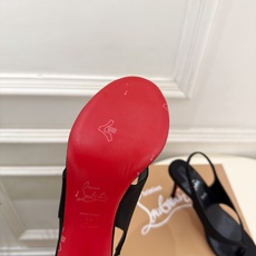 Christian Louboutin路铂廷 26ss ✨ 2026新品 CL极简夹脚高跟凉鞋 红底鞋系列,顶级硬货上新 Christian Louboutin路铂廷 26ss ✨ 2026新品 CL极简夹脚高跟凉鞋 红底鞋系列,顶级硬货上新
