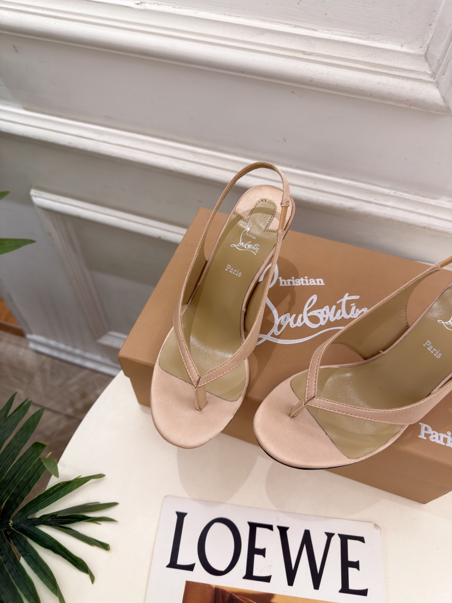Christian Louboutin路铂廷 26ss ✨ 2026新品 CL极简夹脚高跟凉鞋 红底鞋系列,顶级硬货上新 Christian Louboutin路铂廷 26ss ✨ 2026新品 CL极简夹脚高跟凉鞋 红底鞋系列,顶级硬货上新