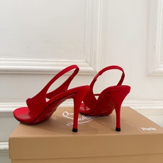 Christian Louboutin路铂廷 26ss ✨ 2026新品 CL极简夹脚高跟凉鞋 红底鞋系列,顶级硬货上新 Christian Louboutin路铂廷 26ss ✨ 2026新品 CL极简夹脚高跟凉鞋 红底鞋系列,顶级硬货上新