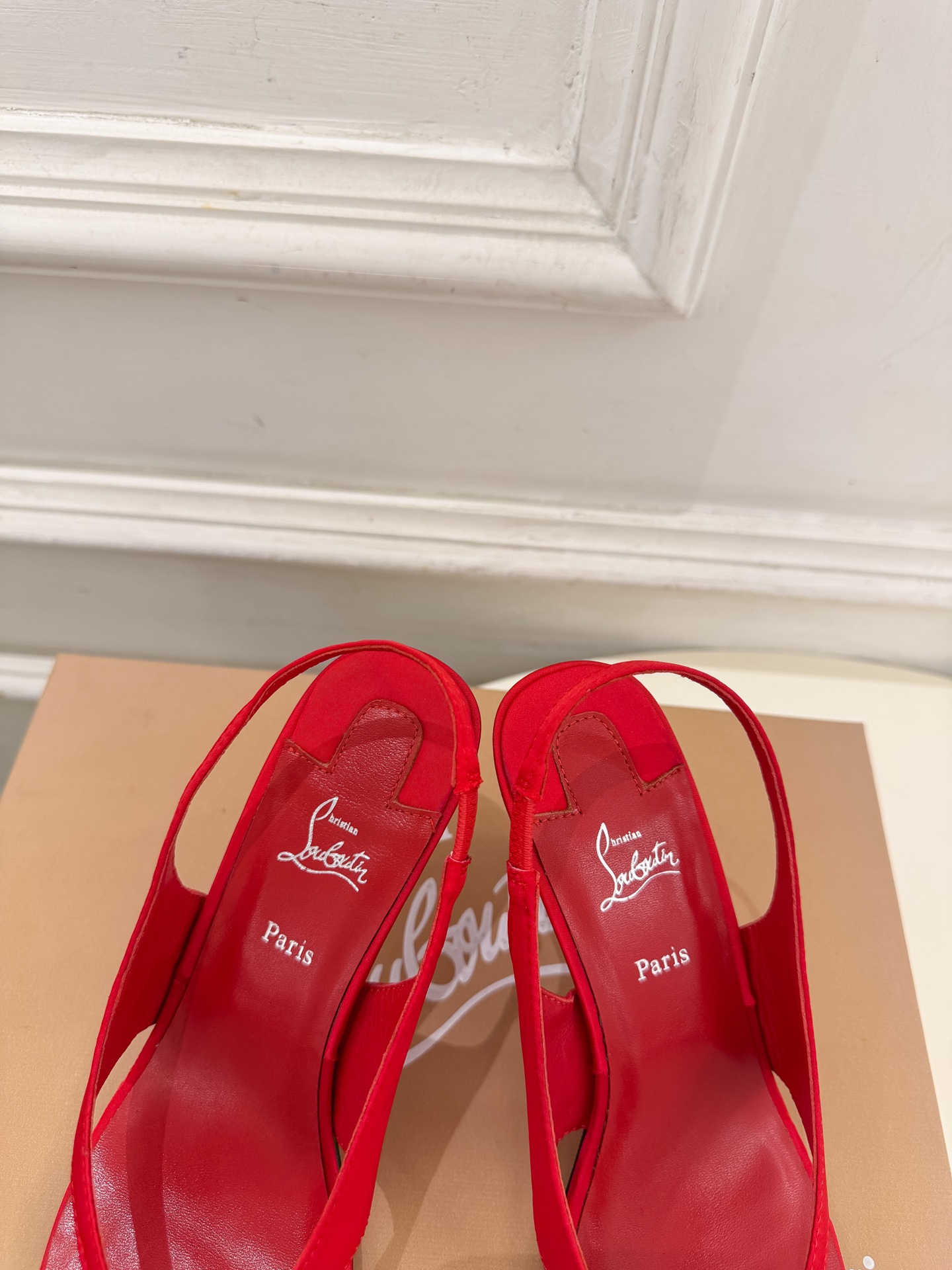 Christian Louboutin路铂廷 26ss ✨ 2026新品 CL极简夹脚高跟凉鞋 红底鞋系列,顶级硬货上新 Christian Louboutin路铂廷 26ss ✨ 2026新品 CL极简夹脚高跟凉鞋 红底鞋系列,顶级硬货上新