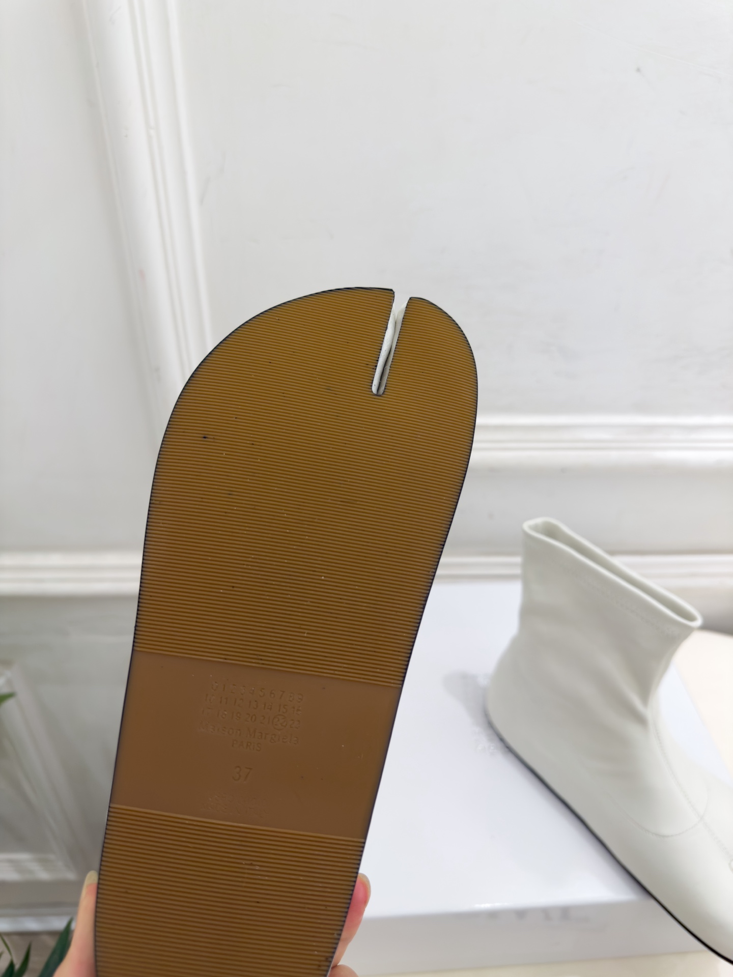 Maison Margiela· 马吉拉26𝐬𝐬 2026秋冬新品 MM6复古内增高弹力分趾短靴———————— MM Maison Margiela· 马吉拉26𝐬𝐬 2026秋冬新品 MM6复古内增高弹力分趾短靴———————— MM
