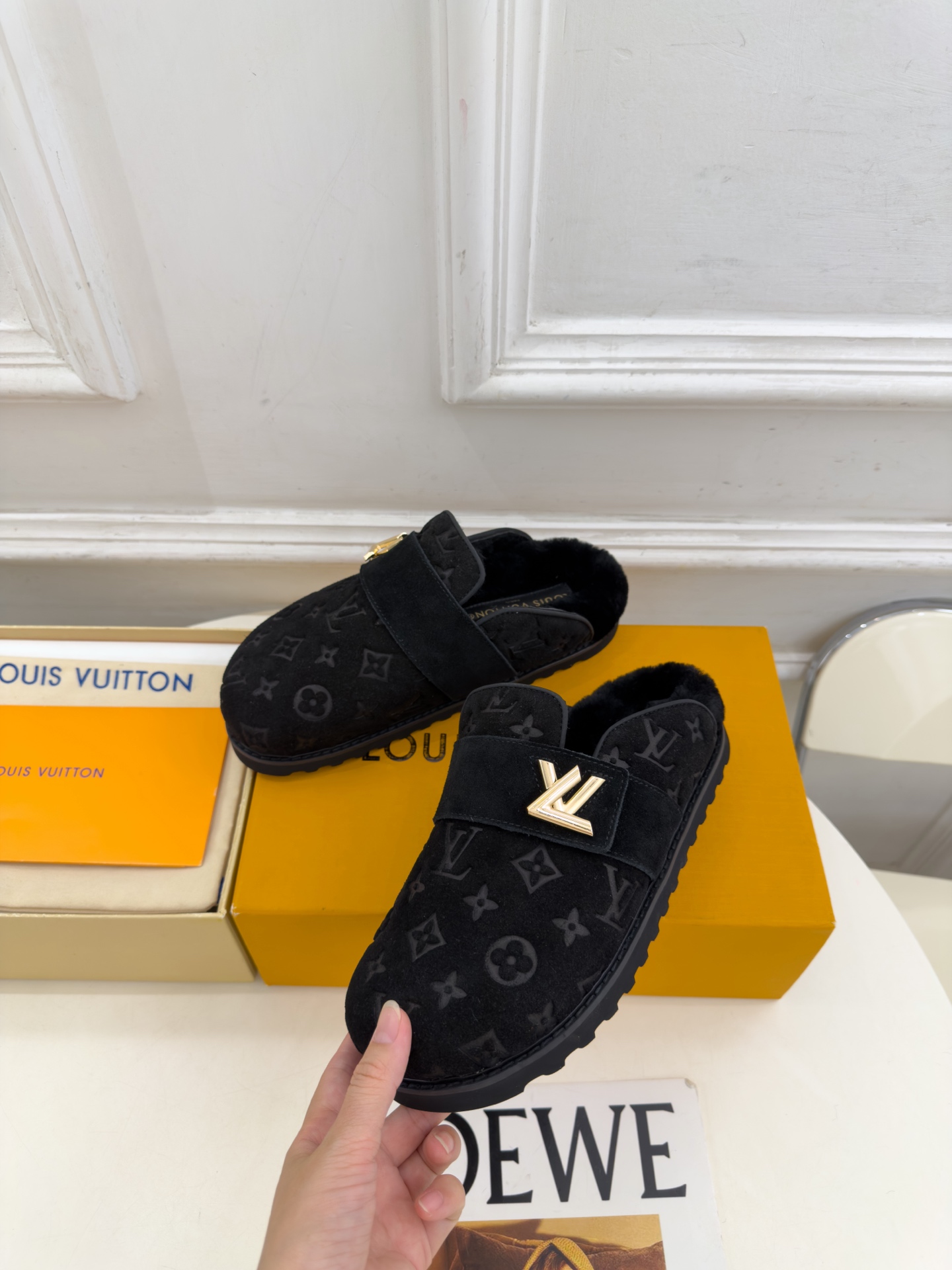 LV  | 路易威登  26𝐬𝐬  🧡💚2026 秋冬新款 顶级版本⚠️ 专柜主打最新款 COSY COMFORT牛猄压