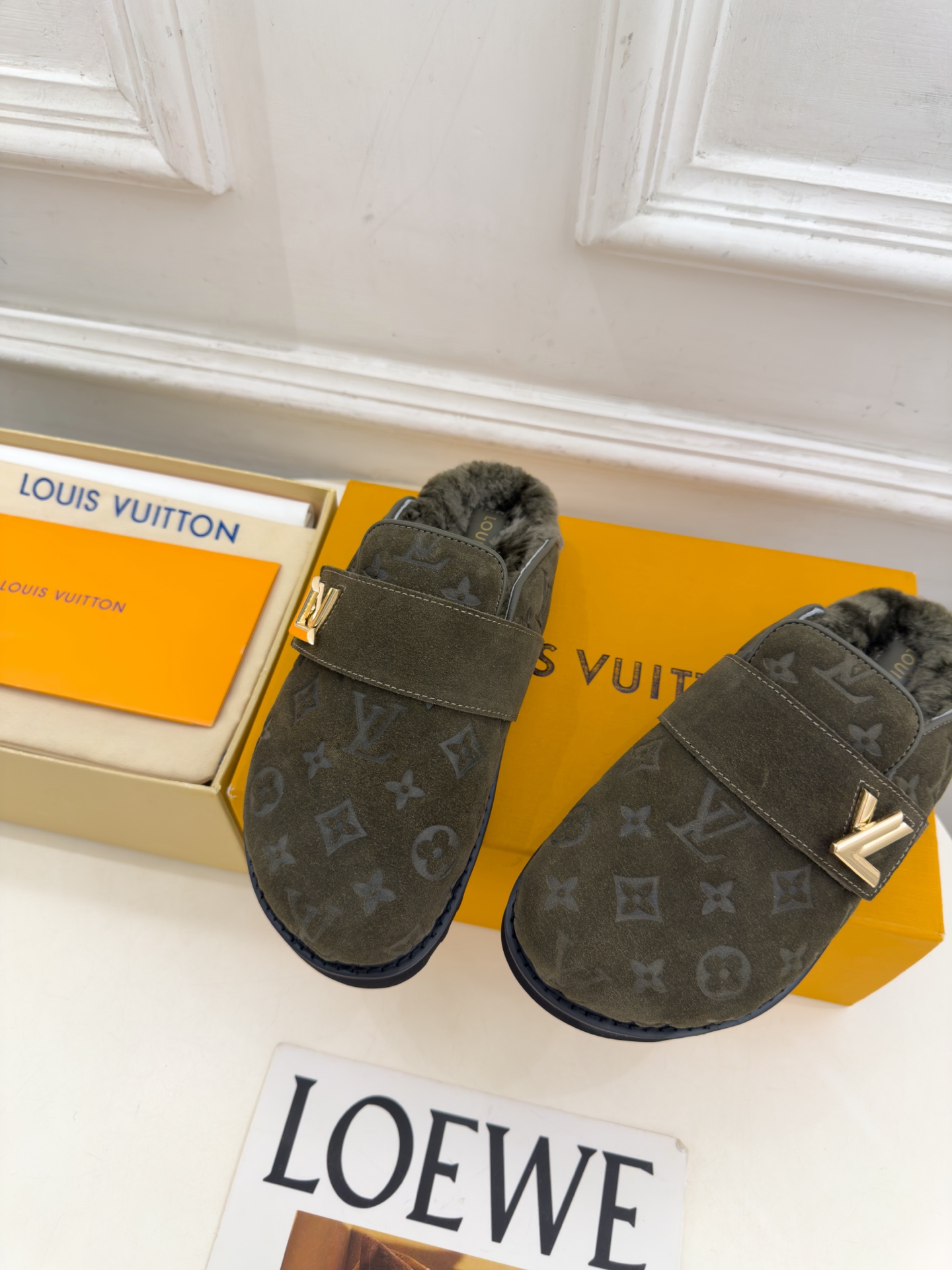 LV | 路易威登 26𝐬𝐬 🧡💚2026 秋冬新款 顶级版本⚠️ 专柜主打最新款 COSY COMFORT牛猄压 LV | 路易威登 26𝐬𝐬 🧡💚2026 秋冬新款 顶级版本⚠️ 专柜主打最新款 COSY COMFORT牛猄压