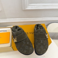 LV | 路易威登 26𝐬𝐬 🧡💚2026 秋冬新款 顶级版本⚠️ 专柜主打最新款 COSY COMFORT牛猄压 LV | 路易威登 26𝐬𝐬 🧡💚2026 秋冬新款 顶级版本⚠️ 专柜主打最新款 COSY COMFORT牛猄压