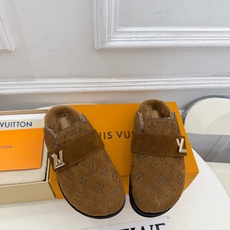 LV | 路易威登 26𝐬𝐬 🧡💚2026 秋冬新款 顶级版本⚠️ 专柜主打最新款 COSY COMFORT牛猄压 LV | 路易威登 26𝐬𝐬 🧡💚2026 秋冬新款 顶级版本⚠️ 专柜主打最新款 COSY COMFORT牛猄压