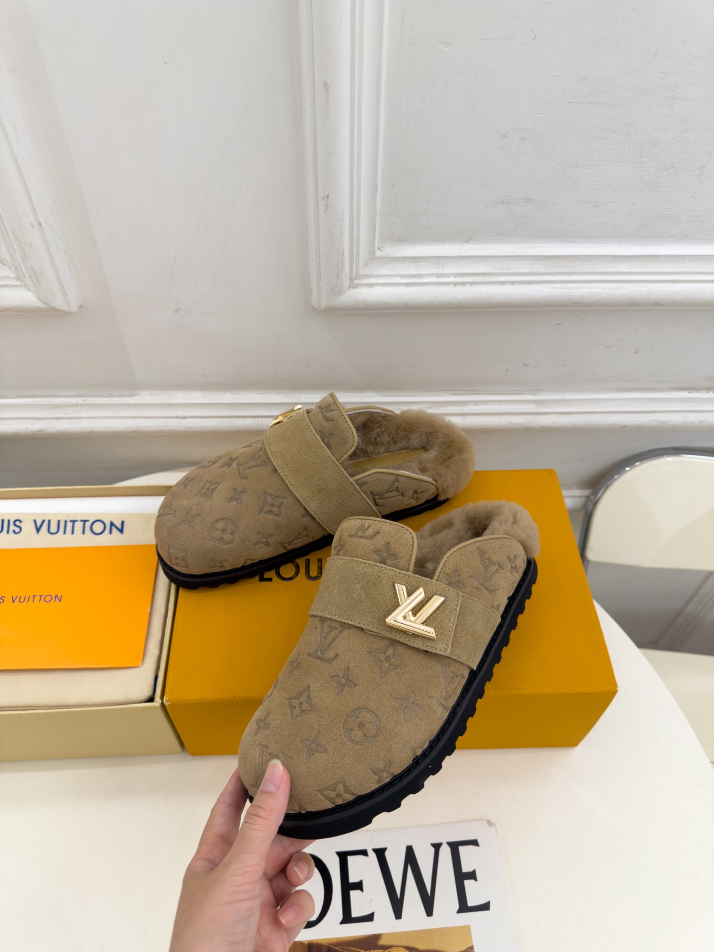 LV  | 路易威登  26𝐬𝐬  🧡💚2026 秋冬新款 顶级版本⚠️ 专柜主打最新款 COSY COMFORT牛猄压