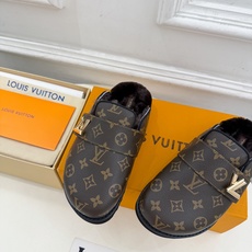 LV | 路易威登 26𝐬𝐬 🧡💚2026 秋冬新款 顶级版本⚠️ 专柜主打最新款 COSY COMFORT牛猄压 LV | 路易威登 26𝐬𝐬 🧡💚2026 秋冬新款 顶级版本⚠️ 专柜主打最新款 COSY COMFORT牛猄压