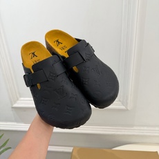 LV | 路易威登 26𝐬𝐬 🧡💚2026 秋冬新款 顶级版本⚠️ 专柜主打最新款 Louis Vuitton × LV | 路易威登 26𝐬𝐬 🧡💚2026 秋冬新款 顶级版本⚠️ 专柜主打最新款 Louis Vuitton ×