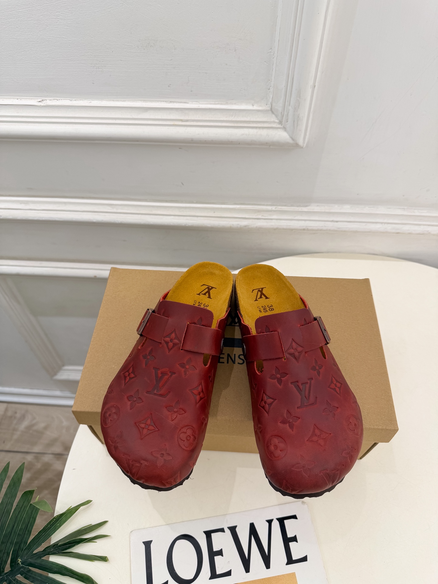LV | 路易威登 26𝐬𝐬 🧡💚2026 秋冬新款 顶级版本⚠️ 专柜主打最新款 Louis Vuitton × LV | 路易威登 26𝐬𝐬 🧡💚2026 秋冬新款 顶级版本⚠️ 专柜主打最新款 Louis Vuitton ×