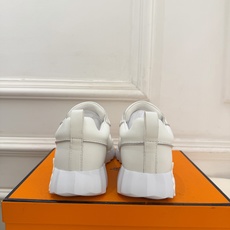🐎𝐇𝐄𝐑𝐌𝐄* 爱玛仕 26𝐬𝐬 🌈2026秋冬新品 专柜新款 Next系列极简系带情侣款休闲运动鞋 系列〰 ◽鞋面: 🐎𝐇𝐄𝐑𝐌𝐄* 爱玛仕 26𝐬𝐬 🌈2026秋冬新品 专柜新款 Next系列极简系带情侣款休闲运动鞋 系列〰 ◽鞋面: