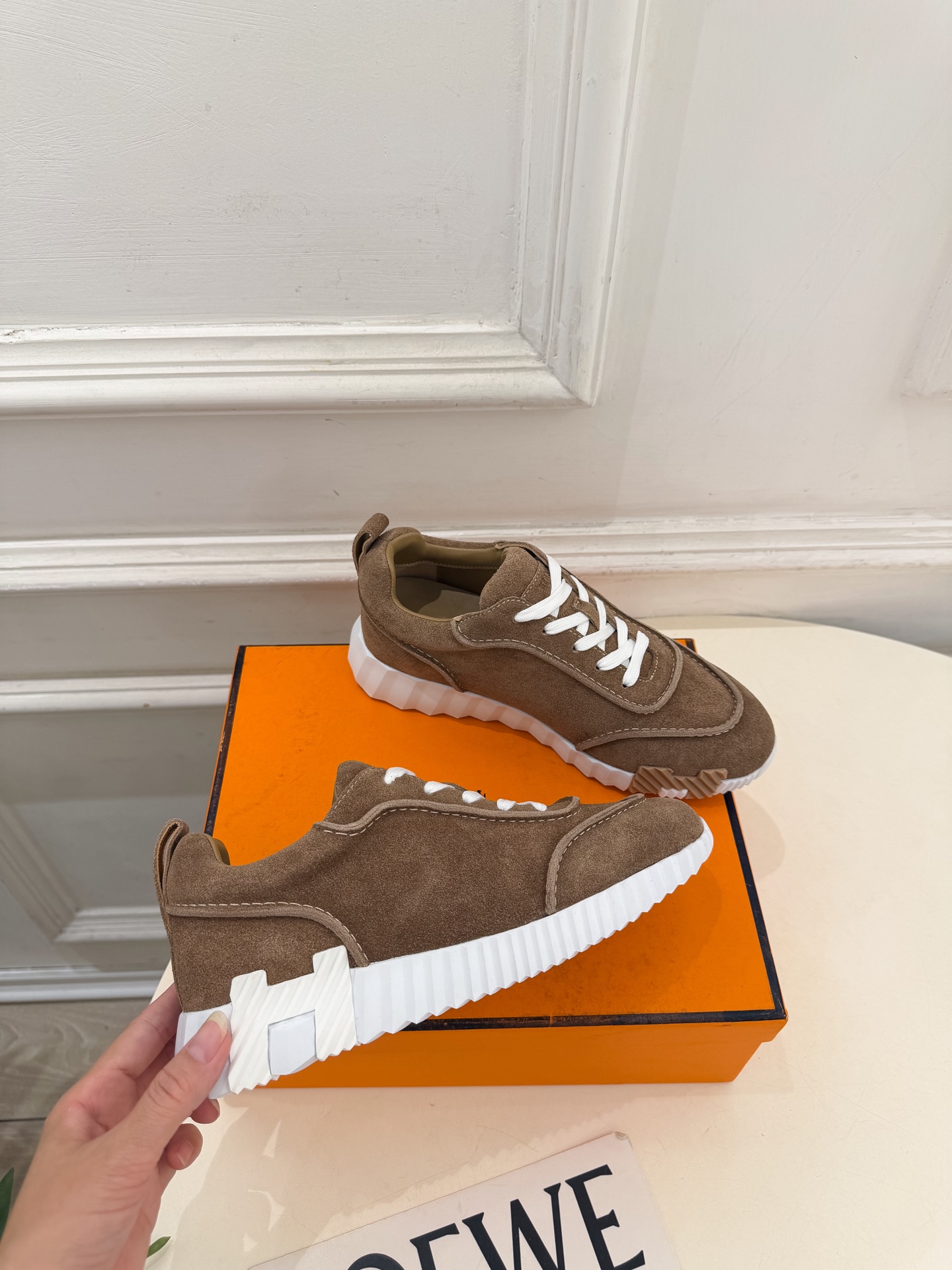 🐎𝐇𝐄𝐑𝐌𝐄* 爱玛仕 26𝐬𝐬 🌈2026秋冬新品 专柜新款 Next系列极简系带情侣款休闲运动鞋 系列〰 ◽鞋面: 🐎𝐇𝐄𝐑𝐌𝐄* 爱玛仕 26𝐬𝐬 🌈2026秋冬新品 专柜新款 Next系列极简系带情侣款休闲运动鞋 系列〰 ◽鞋面: