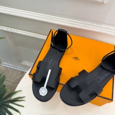 🐎𝐇𝐄𝐑𝐌𝐄* 爱玛仕 26𝐬𝐬 🌈2026秋冬新品 专柜新款 经典H型Santorini平底凉鞋系列〰 ◽鞋面:原版 🐎𝐇𝐄𝐑𝐌𝐄* 爱玛仕 26𝐬𝐬 🌈2026秋冬新品 专柜新款 经典H型Santorini平底凉鞋系列〰 ◽鞋面:原版