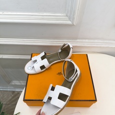 🐎𝐇𝐄𝐑𝐌𝐄* 爱玛仕 26𝐬𝐬 🌈2026秋冬新品 专柜新款 经典H型Santorini平底凉鞋系列〰 ◽鞋面:原版 🐎𝐇𝐄𝐑𝐌𝐄* 爱玛仕 26𝐬𝐬 🌈2026秋冬新品 专柜新款 经典H型Santorini平底凉鞋系列〰 ◽鞋面:原版