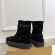 Moon Boot 2026秋冬新品 前拉链厚底雪地靴 这款丑萌鞋今年非常爆,色彩搭配非常时尚 超酷个性非常强!潮派炸 Moon Boot 2026秋冬新品 前拉链厚底雪地靴 这款丑萌鞋今年非常爆,色彩搭配非常时尚 超酷个性非常强!潮派炸