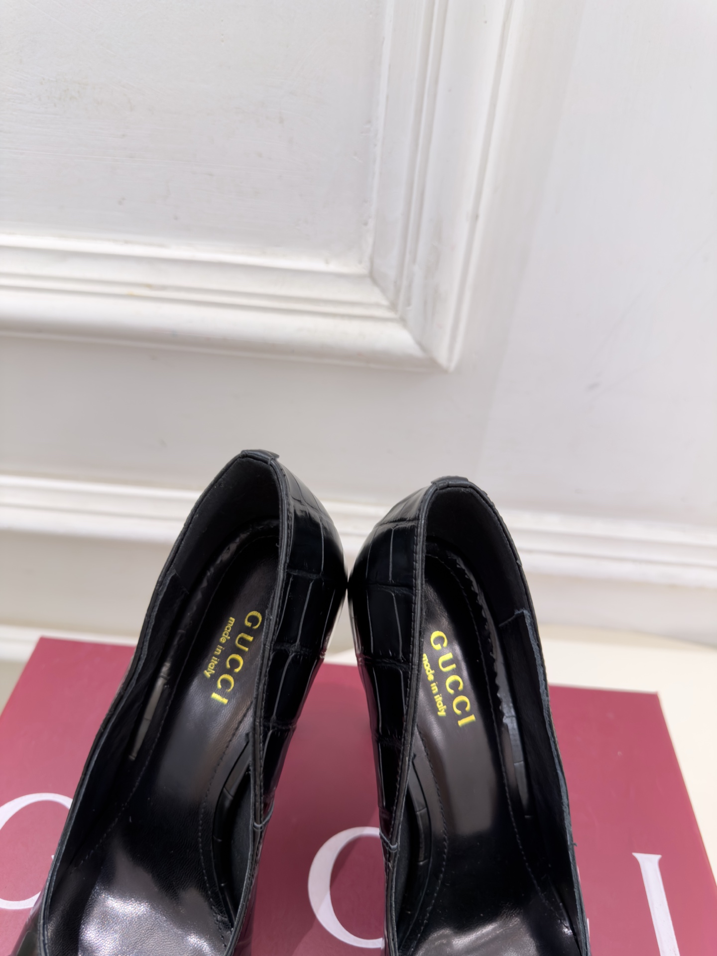 Gucci |  古驰  26𝐬𝐬  ⭐️ G家 主打系列终于面世，狠货值得期待！原有的经典 创造新设计 ✨ ❥2026
