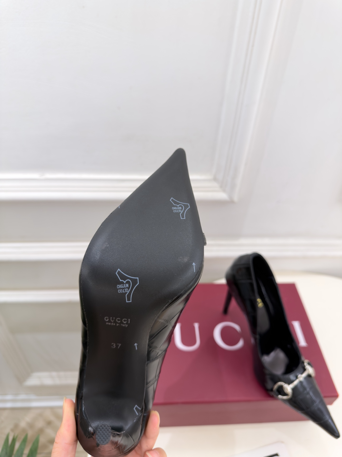 Gucci |  古驰  26𝐬𝐬  ⭐️ G家 主打系列终于面世，狠货值得期待！原有的经典 创造新设计 ✨ ❥2026