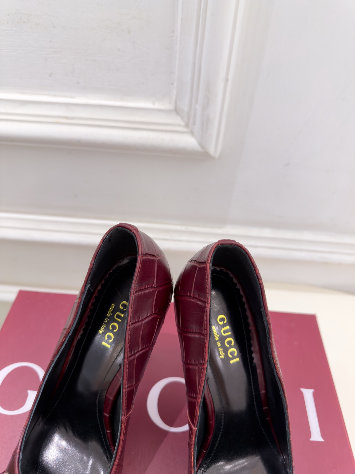 Gucci |  古驰  26𝐬𝐬  ⭐️ G家 主打系列终于面世，狠货值得期待！原有的经典 创造新设计 ✨ ❥2026