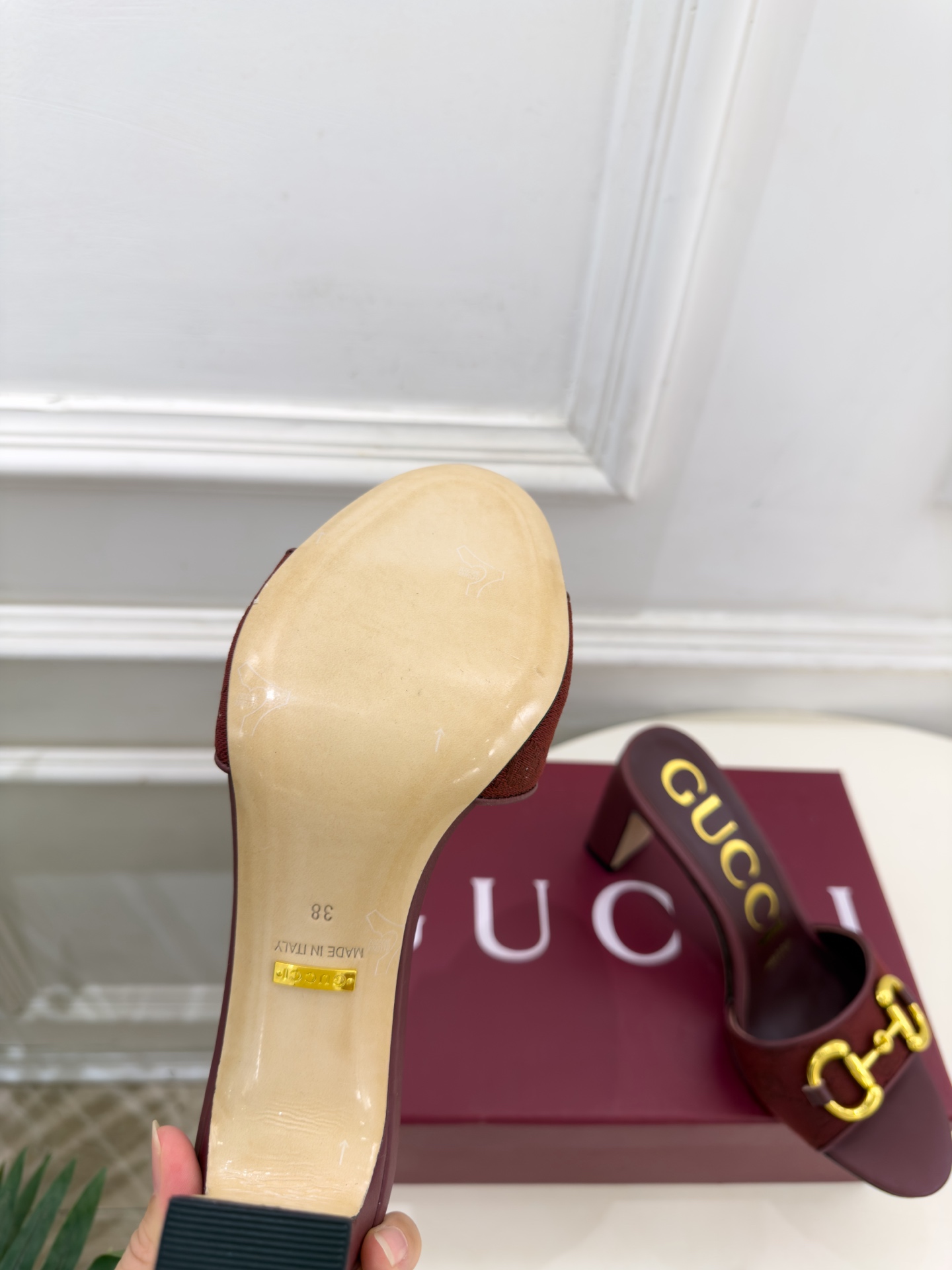 Gucci |  古驰  26𝐬𝐬  ⭐️ G家 主打系列终于面世，狠货值得期待！原有的经典 创造新设计 ✨ ❥2026