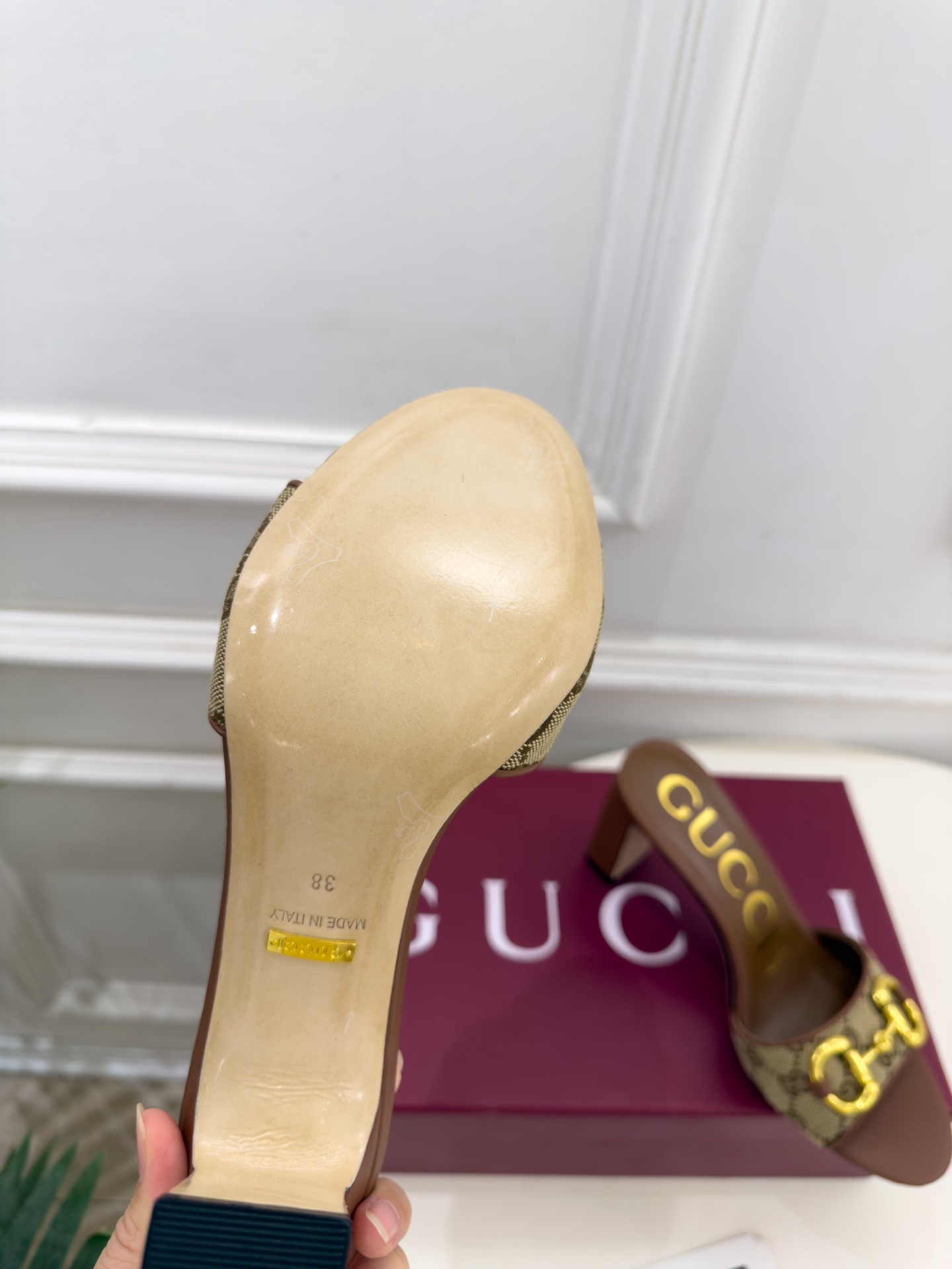 Gucci |  古驰  26𝐬𝐬  ⭐️ G家 主打系列终于面世，狠货值得期待！原有的经典 创造新设计 ✨ ❥2026