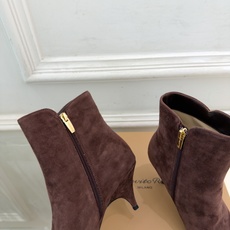 Gianvito Rossi|吉安维托·罗西 26𝐬𝐬 2026秋冬新品 GR极简尖头侧拉链高跟短靴 火爆上新! 这鞋 Gianvito Rossi|吉安维托·罗西 26𝐬𝐬 2026秋冬新品 GR极简尖头侧拉链高跟短靴 火爆上新! 这鞋