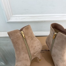 Gianvito Rossi|吉安维托·罗西 26𝐬𝐬 2026秋冬新品 GR极简尖头侧拉链高跟短靴 火爆上新! 这鞋 Gianvito Rossi|吉安维托·罗西 26𝐬𝐬 2026秋冬新品 GR极简尖头侧拉链高跟短靴 火爆上新! 这鞋