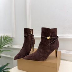 Gianvito Rossi|吉安维托·罗西 26𝐬𝐬 2026秋冬新品 GR复古尖头侧拉链高跟短靴 火爆上新! 这 Gianvito Rossi|吉安维托·罗西 26𝐬𝐬 2026秋冬新品 GR复古尖头侧拉链高跟短靴 火爆上新! 这