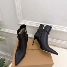 Gianvito Rossi|吉安维托·罗西 26𝐬𝐬 2026秋冬新品 GR复古尖头侧拉链高跟短靴 火爆上新! 这 Gianvito Rossi|吉安维托·罗西 26𝐬𝐬 2026秋冬新品 GR复古尖头侧拉链高跟短靴 火爆上新! 这