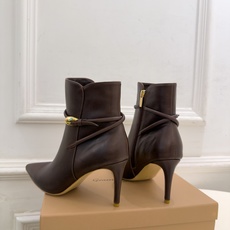 Gianvito Rossi|吉安维托·罗西 26𝐬𝐬 2026秋冬新品 GR复古尖头侧拉链高跟短靴 火爆上新! 这 Gianvito Rossi|吉安维托·罗西 26𝐬𝐬 2026秋冬新品 GR复古尖头侧拉链高跟短靴 火爆上新! 这