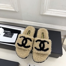 𝐂𝐇𝐀𝐍𝐄𝐋 | 小香 26𝐬𝐬 🦋2026 秋冬新品 专柜经典走秀款 小香经典大双C平底毛拖 系列上新〰 🍬 B 𝐂𝐇𝐀𝐍𝐄𝐋 | 小香 26𝐬𝐬 🦋2026 秋冬新品 专柜经典走秀款 小香经典大双C平底毛拖 系列上新〰 🍬 B