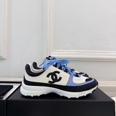 𝐂𝐇𝐀𝐍𝐄𝐋 | 小香 26𝐬𝐬 🦋2026 秋冬新品 专柜经典走秀款 小香经典双C拼色休闲运动鞋 系列上新〰 🍬 𝐂𝐇𝐀𝐍𝐄𝐋 | 小香 26𝐬𝐬 🦋2026 秋冬新品 专柜经典走秀款 小香经典双C拼色休闲运动鞋 系列上新〰 🍬