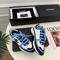 𝐂𝐇𝐀𝐍𝐄𝐋 | 小香 26𝐬𝐬 🦋2026 秋冬新品 专柜经典走秀款 小香经典双C拼色休闲运动鞋 系列上新〰 🍬 𝐂𝐇𝐀𝐍𝐄𝐋 | 小香 26𝐬𝐬 🦋2026 秋冬新品 专柜经典走秀款 小香经典双C拼色休闲运动鞋 系列上新〰 🍬