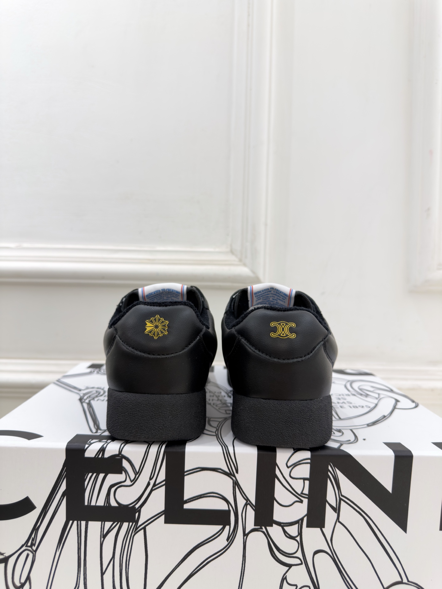CELINE  | 赛琳  26𝐬𝐬  💛2026秋冬新品 赛琳联名款复古休闲运动鞋 上新！ 🔜BS 这一季的赛琳真的是