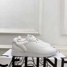 CELINE | 赛琳 26𝐬𝐬 💛2026秋冬新品 赛琳联名款复古休闲运动鞋 上新! 🔜BS 这一季的赛琳真的是 CELINE | 赛琳 26𝐬𝐬 💛2026秋冬新品 赛琳联名款复古休闲运动鞋 上新! 🔜BS 这一季的赛琳真的是