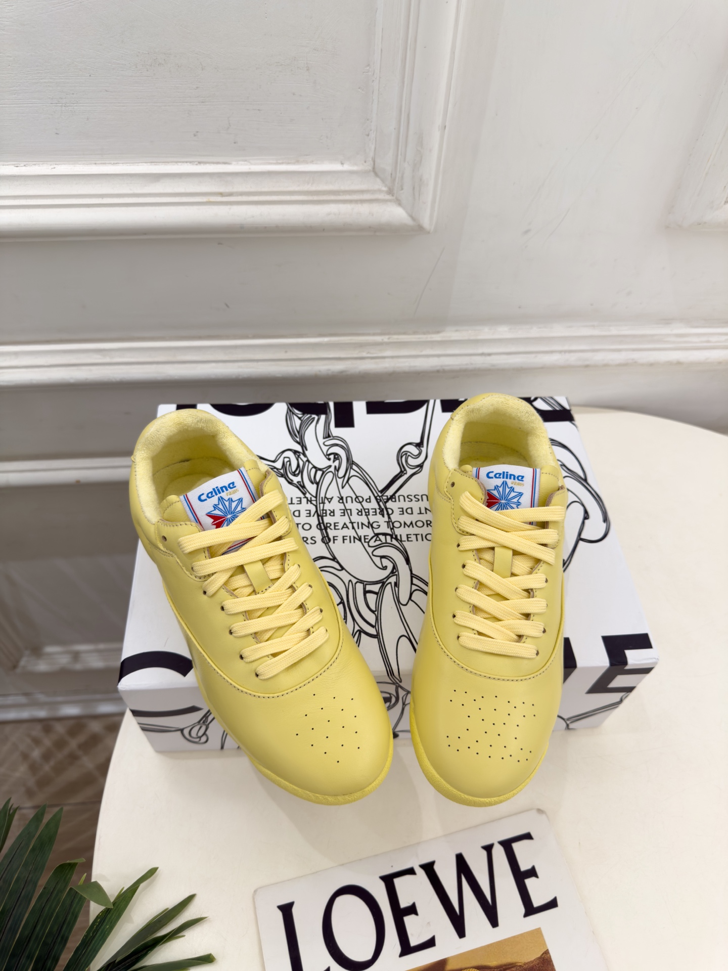 CELINE  | 赛琳  26𝐬𝐬  💛2026秋冬新品 赛琳联名款复古休闲运动鞋 上新！ 🔜BS 这一季的赛琳真的是