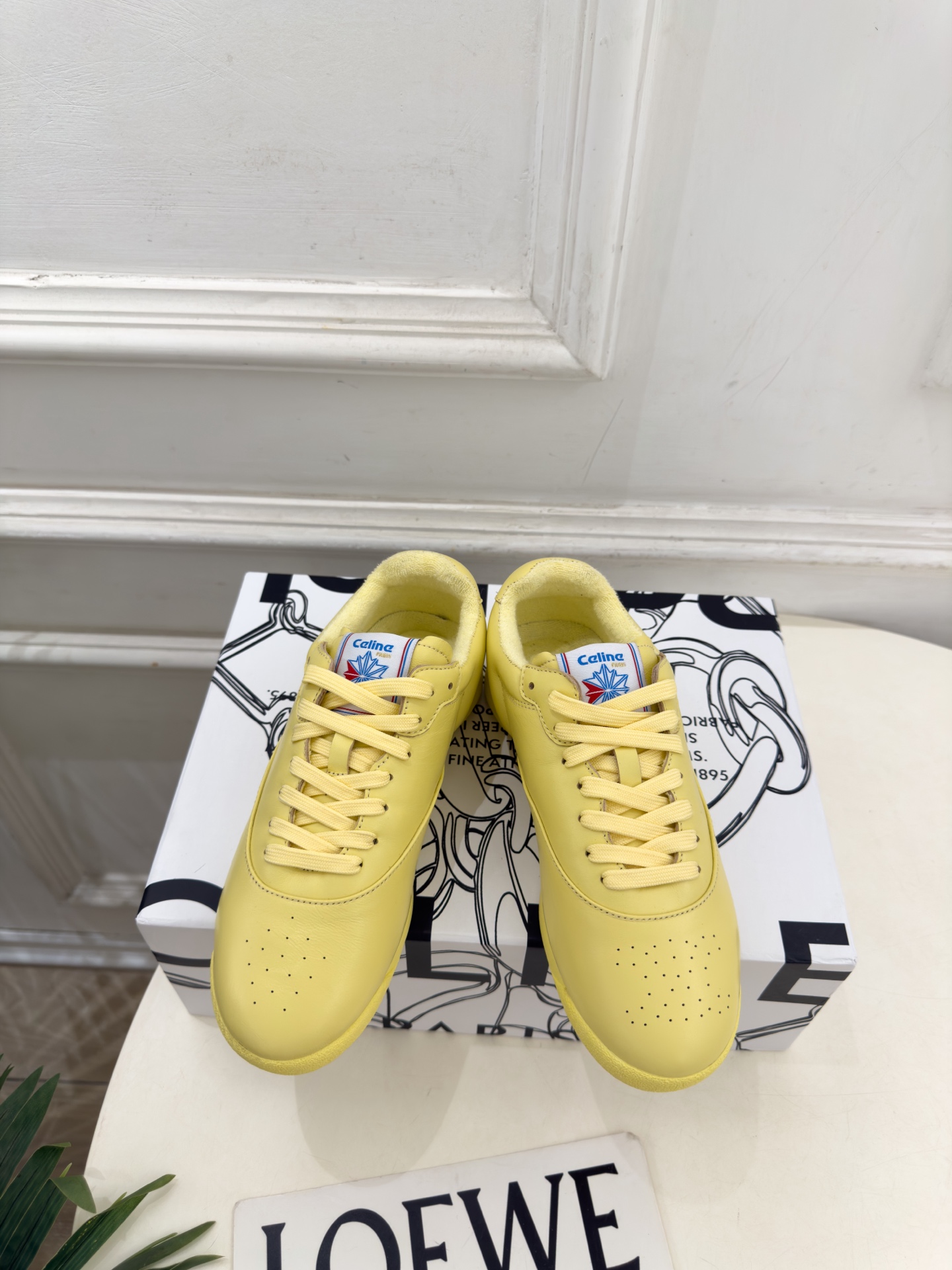 CELINE  | 赛琳  26𝐬𝐬  💛2026秋冬新品 赛琳联名款复古休闲运动鞋 上新！ 🔜BS 这一季的赛琳真的是
