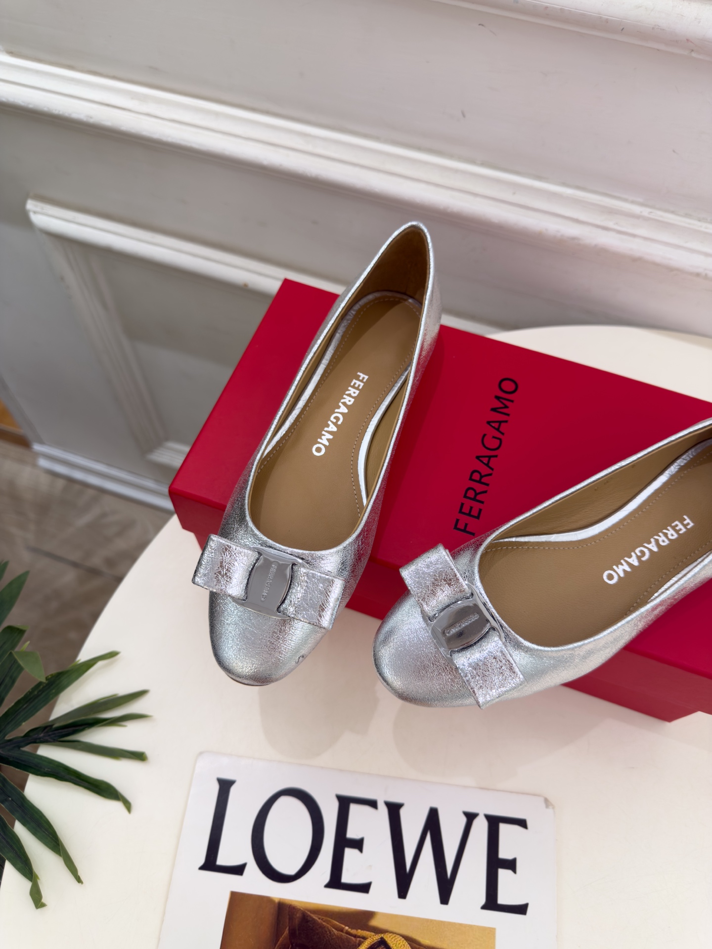 Ferragamo|菲拉格慕26𝐬𝐬 2026秋冬新品菱格蝴蝶结平底芭蕾鞋 火爆上新! 这鞋绝对是黑马选手 颜值超高 Ferragamo|菲拉格慕26𝐬𝐬 2026秋冬新品菱格蝴蝶结平底芭蕾鞋 火爆上新! 这鞋绝对是黑马选手 颜值超高