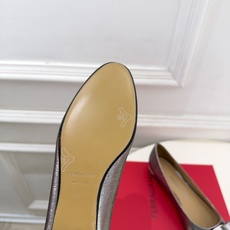 Ferragamo|菲拉格慕26𝐬𝐬 2026秋冬新品菱格蝴蝶结平底芭蕾鞋 火爆上新! 这鞋绝对是黑马选手 颜值超高 Ferragamo|菲拉格慕26𝐬𝐬 2026秋冬新品菱格蝴蝶结平底芭蕾鞋 火爆上新! 这鞋绝对是黑马选手 颜值超高